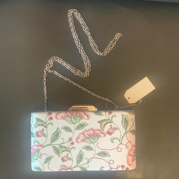 Floral Crossbody Bag with Chain Strap - Picture 3 of 9